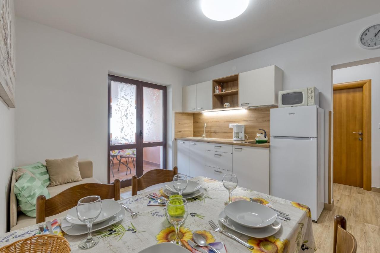 Apartment Complex Silva Rovinj Exterior foto